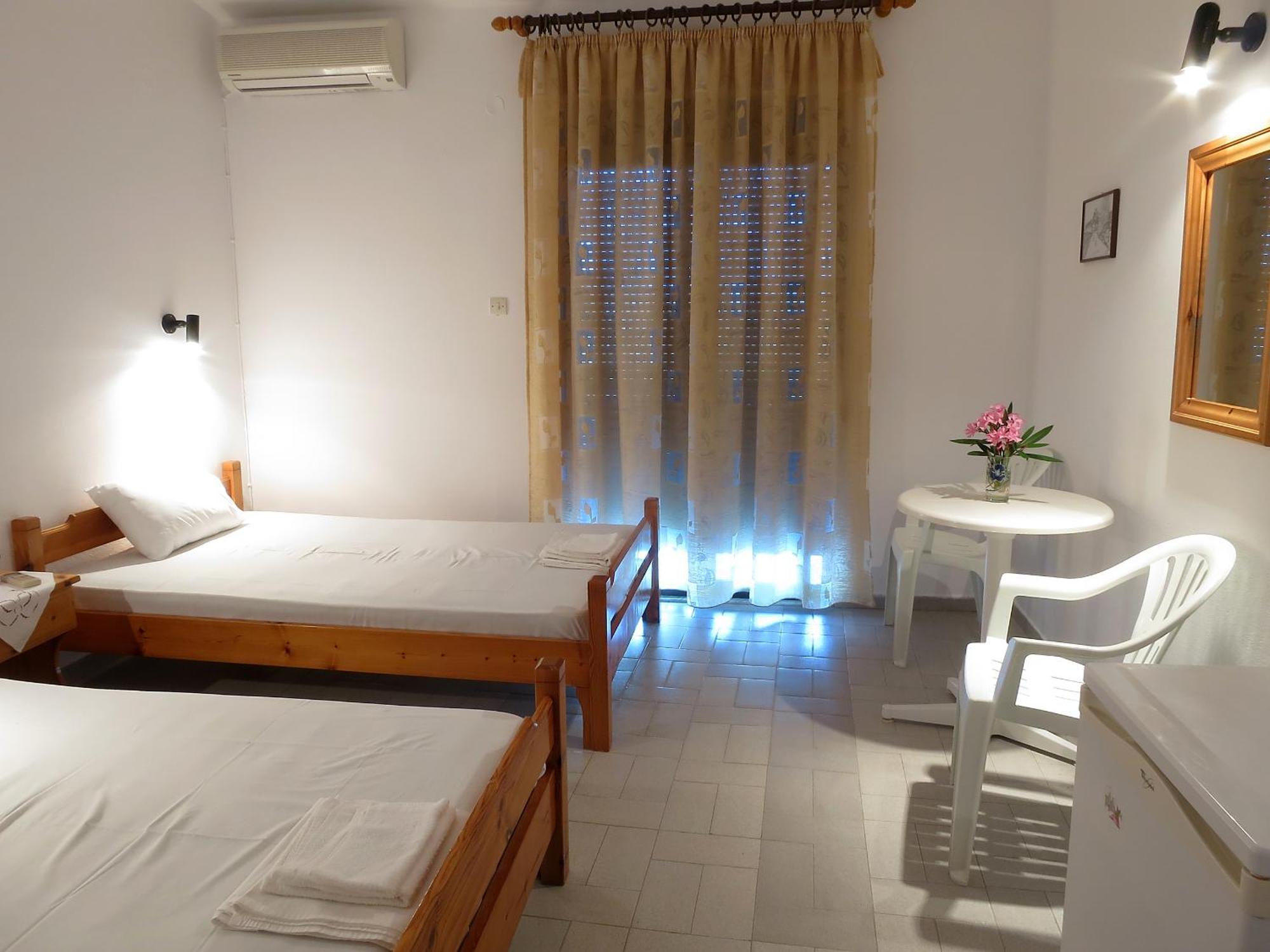 Thanasis Matsas Rooms Καμαριώτισσα Εξωτερικό φωτογραφία